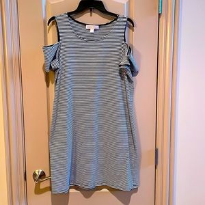 Michael Kors dress with Peekaboo sleeves. Size L